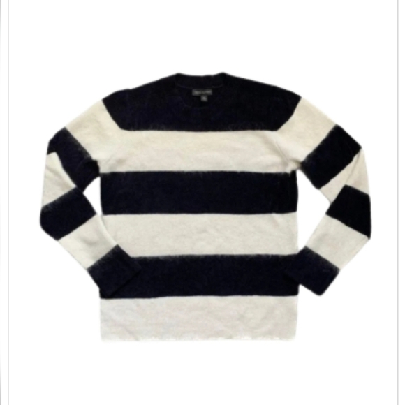 Banana Republic Mohair Blend Sweater Size Medium - Picture 1 of 12